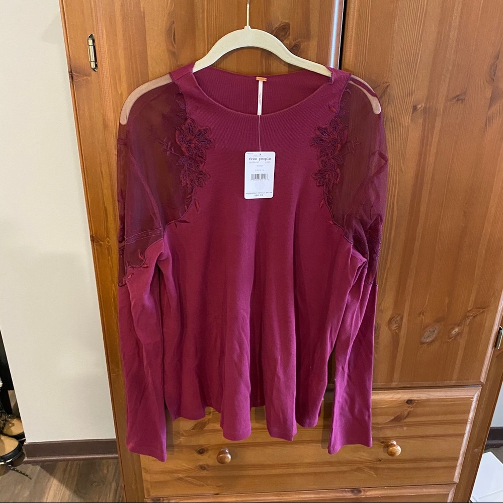 Lace sleeve top